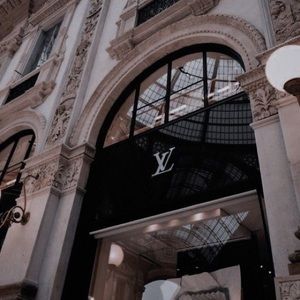 Meet your Posher, Delaney